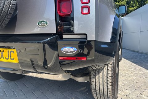 Land Rover Defender 90 D250 Hard Top SE MHEV 23