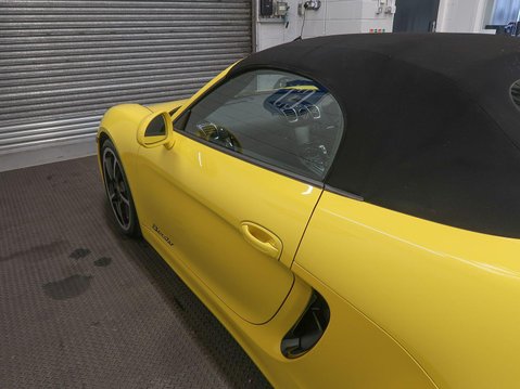 Porsche Boxster 2.7 981 PDK Euro 6 (s/s) 2dr 63