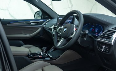 BMW X4 M COMPETITION 10