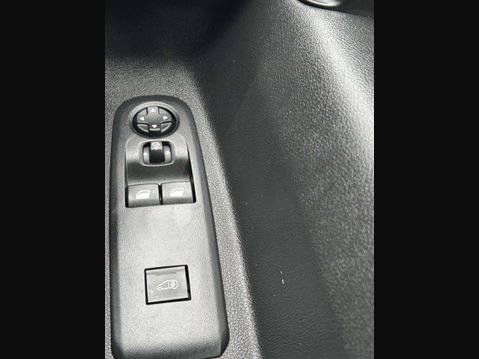Vauxhall Combo 1.5 Turbo D 2300 Pro Panel Van 5dr Diesel Manual L1 H1 Euro 6 (s/s) (100 ps 37