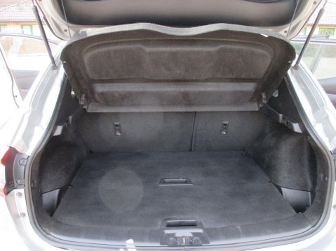 Nissan Qashqai 1.3 DIG-T N-Connecta Euro 6 (s/s) 5dr 51