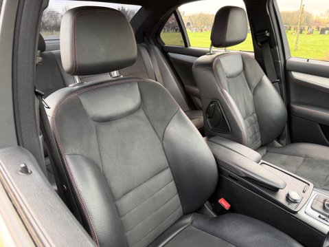 Mercedes-Benz C Class 2.1 C220 CDI AMG Sport Plus G-Tronic+ Euro 5 (s/s) 4dr 28