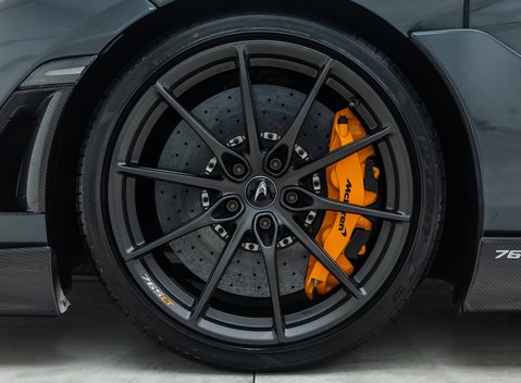 McLaren 765LT Spider 35