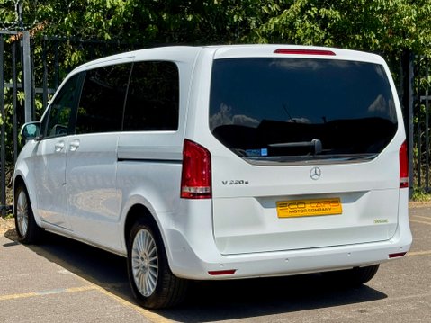 Mercedes-Benz V Class 2.2 V220d BlueTEC SE MPV 5dr Diesel G-Tronic+ Euro 6 (s/s) 7 Seat (163 ps) 32