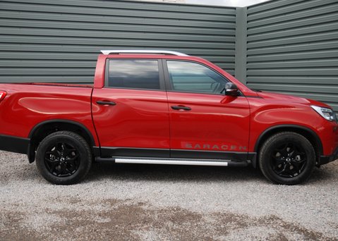 KGM Musso SARACEN 24