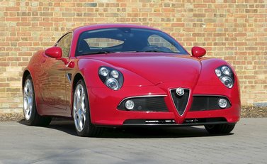 Alfa Romeo 8C Competizione 1