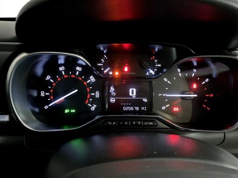 Citroen C3 1.2 PureTech Flair Hatchback 5dr Petrol Manual Euro 6 (s/s) (83 ps) 13
