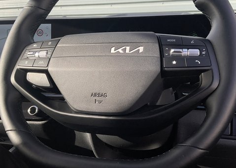 Kia Sportage 1.6 T-GDi HEV Pure 23