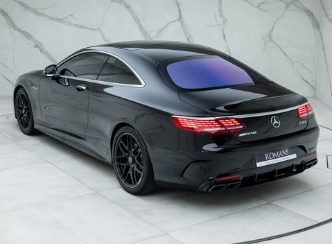Mercedes-Benz AMG S63 Coupe Premium 12
