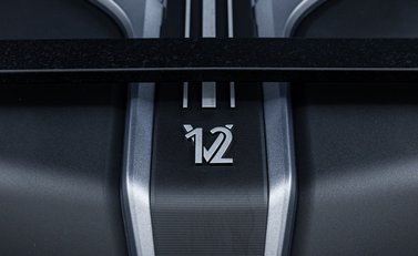 Rolls-Royce Cullinan BLACK BADGE 48