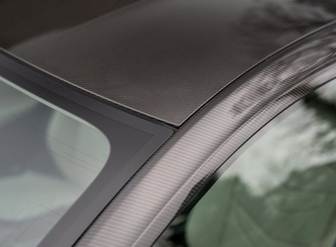 Aston Martin DBS Superleggera 28