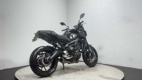Yamaha MT-09 ABS 2020 ONLY 8K 2 OWNER AKRAPOVIC QUICKSHIFTER FSH 900CC NAKED 3
