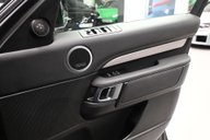 Land Rover Discovery 3.0 Discovery R-Dynamic HSE D MHEV Auto 4WD 5dr 36