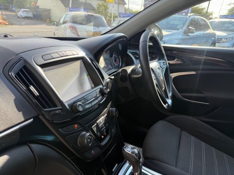 Vauxhall Insignia 2.0 CDTi SRi Nav Auto Euro 6 5dr 16