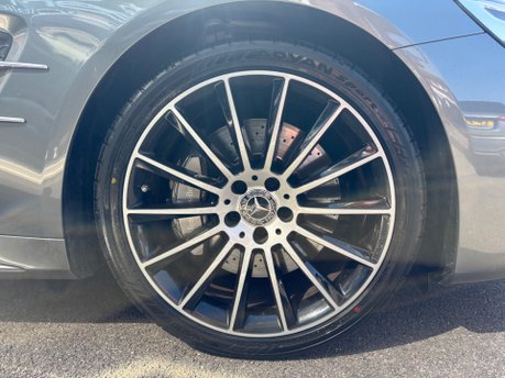 Mercedes-Benz SL Series 3.0 SL400 V6 Grand Edition Convertible 2dr Petrol G-Tronic+ Euro 6 (367ps) 21