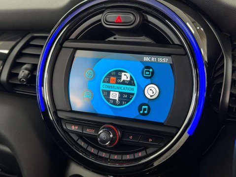 Mini Convertible 1.5 Cooper Convertible 2dr Petrol Steptronic Euro 6 (s/s) (136 ps) 51