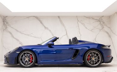 Porsche 718 Boxster Spyder 2