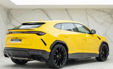 Lamborghini Urus 7