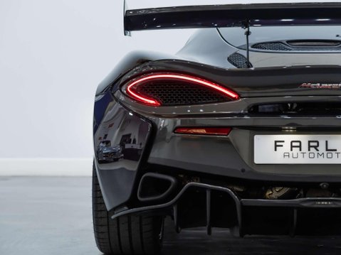 McLaren 570 3.8T V8 Coupe 2dr Petrol SSG Euro 6 (s/s) (570 ps) 32