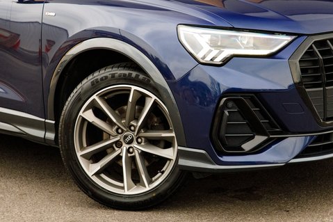 Audi Q3 TFSI S LINE BLACK EDITION 12