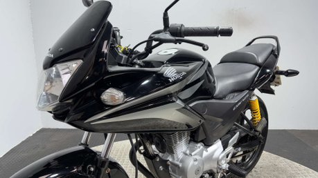 Honda CBF125 CBF 125 2011 10K NEW MOT 125CC LEARNER BIKE VERY CLEAN 17