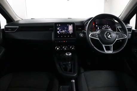 Renault Clio ICONIC TCE 41