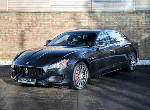 Maserati Quattroporte DV6 6