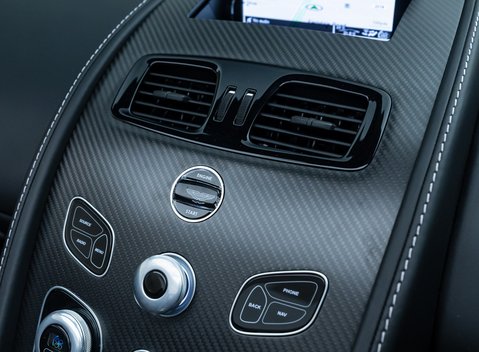 Aston Martin V12 Vantage S ROADSTER 20