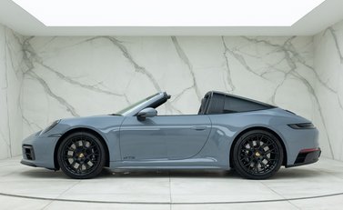Porsche 911 Targa 4 GTS (992) 3