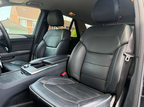 Mercedes-Benz M Class 3.0 ML350 V6 BlueTEC AMG Sport SUV 5dr Diesel G-Tronic 4WD Euro 6 (s/s) (25 59