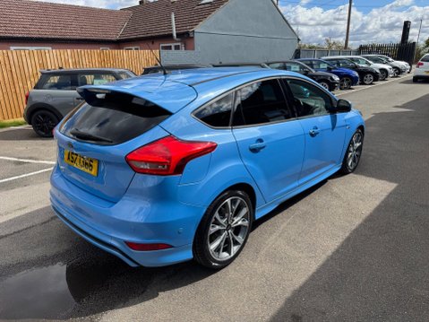 Ford Focus ST-LINE TDCI 6
