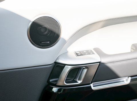 Land Rover Range Rover Sport 5.0 SVR 22