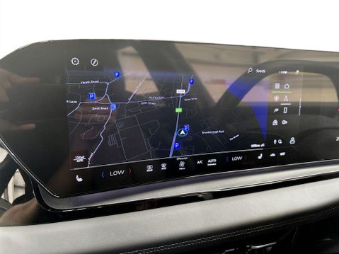 Audi Q6 100kWh Performance S line SUV 5dr Electric Auto (306 ps) 1 Owner - Sensors 16