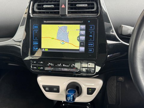 Toyota Prius 1.8 VVT-h Business Edition Plus CVT Euro 6 (s/s) 5dr (15in Alloy) 10