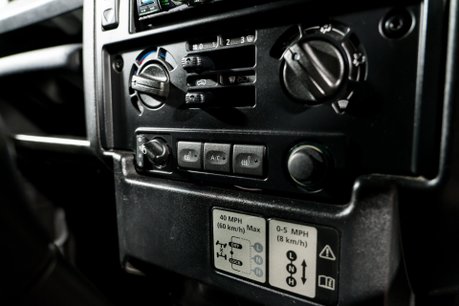 Land Rover Defender 90 TD XS STATION WAGON. COMPREHENSIVE LSH. VB AIR SUSPENSION. KHAN WHEELS. 30