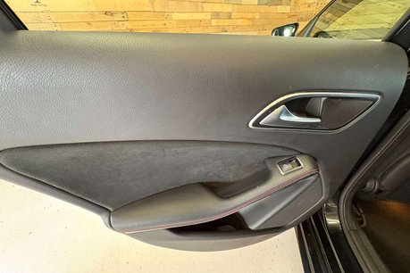 Mercedes-Benz A Class 1.6 A160 AMG Line (Executive) Hatchback 5dr Petrol 7G-DCT Euro 6 (s/s) (102 71