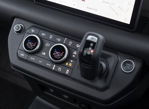 Land Rover Defender 110 X P400 20