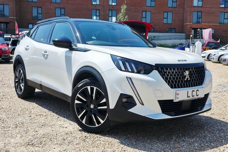 Peugeot 2008 1.2 PURETECH S/S GT LINE STUNNING CAR! APPLE CARPLAY! ANDROID AUTO!
