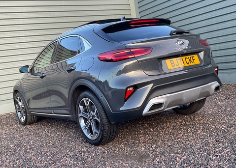 Kia Xceed 1.5 T-GDi ISG 4 18