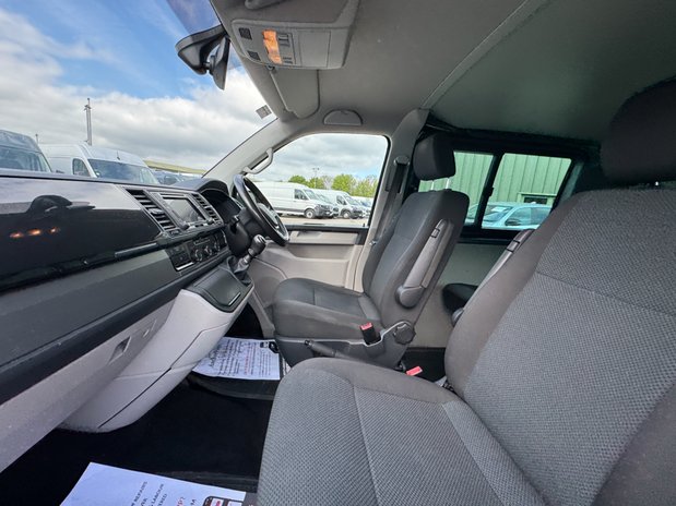 Volkswagen Transporter SWB L1H1 [SOLD MM] Low Roof Active Air Con EURO 6 SELECT 15