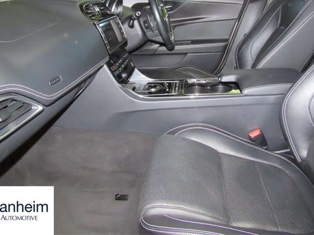 Jaguar XE 2.0d R-Sport Saloon 4dr Diesel Auto Euro 6 (s/s) (180 ps) 2