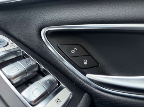 Mercedes-Benz C Class 2.1 C 220 AMG Line D Auto 4dr 17