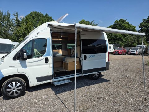 Auto-Sleepers Orian Pavo 17