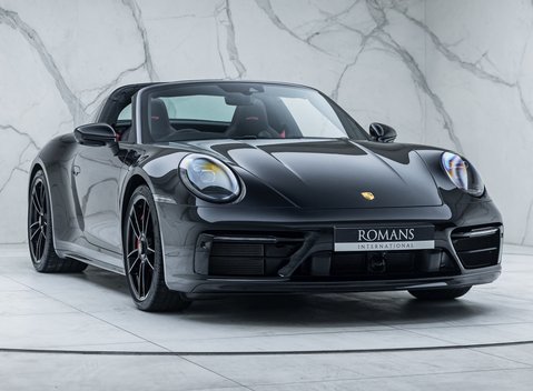 Porsche 911 Targa 4 GTS (992) 10