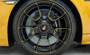 Porsche 911 Turbo S Exclusive Series (991) 26