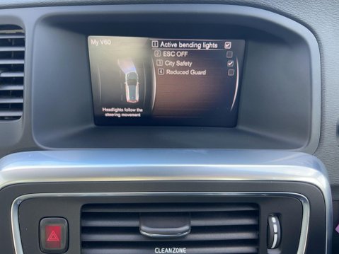 Volvo V60 2.0 D4 Lux Nav Auto Euro 6 (s/s) 5dr 30