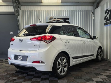 Hyundai i20 1.2 Premium SE Hatchback 5dr Petrol Manual Euro 6 (84 ps) 6