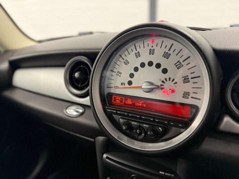 Mini Hatch 1.6 One 3dr 17