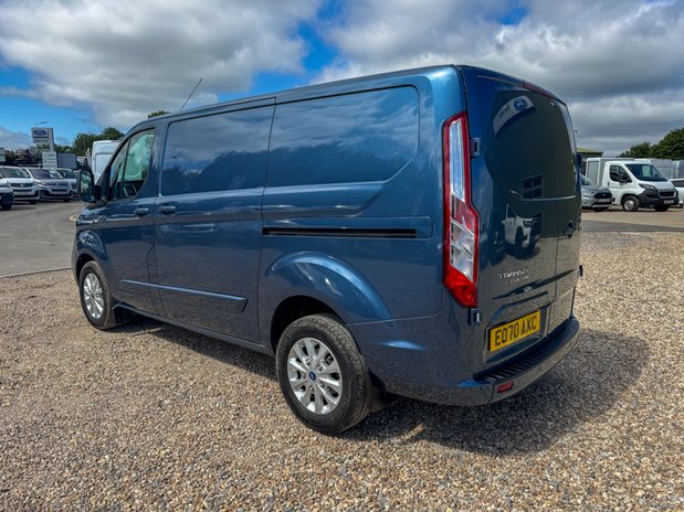 Ford Transit Custom AUTO SWB [SOLD KH] L1H1 Low Roof Limited 280 Air Con Alloys Cruise Sensors 10
