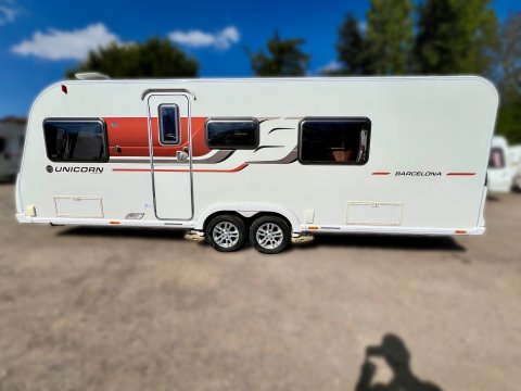 Bailey Unicorn Barcelona  10